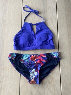 Athleta Halter Bikini Set with Floral Print Bottoms small/medium Athleta swim